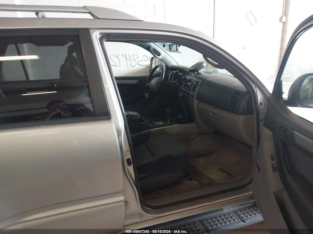 JTEHD20V146011070 2004 TOYOTA RAV4 photo no. 5
