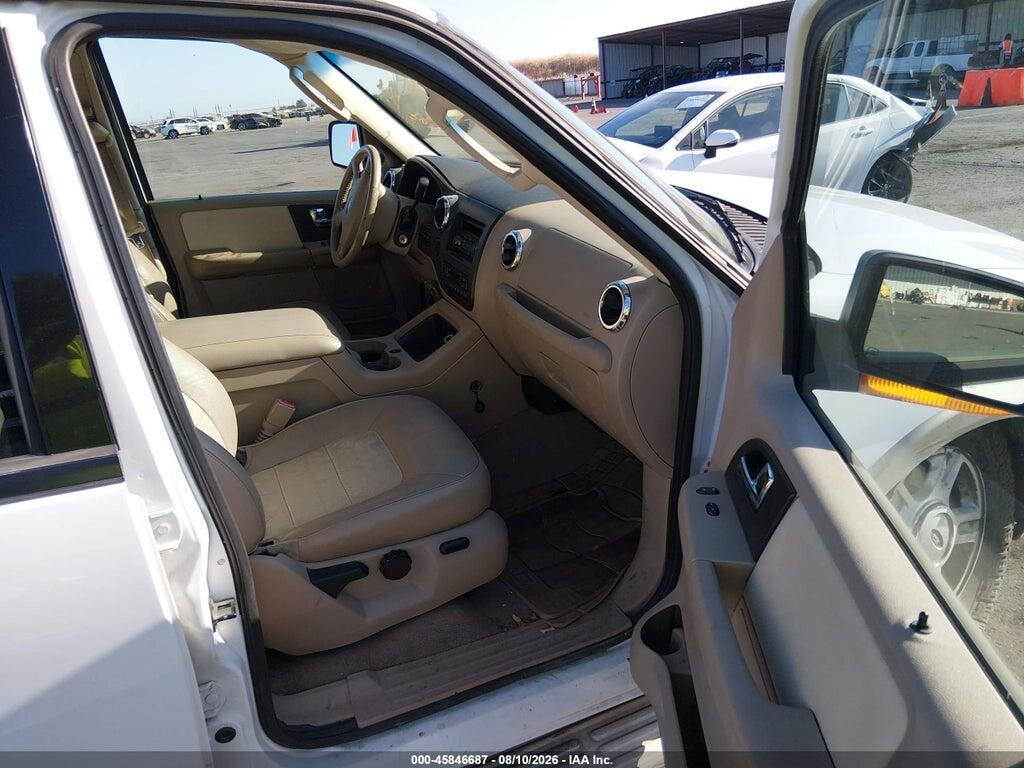 1FMFU18516LA35587 2006 FORD EXPEDITION photo no. 5