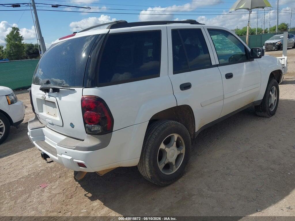 1GNDT13S372216099 2007 CHEVROLET TRAILBLAZER photo no. 4