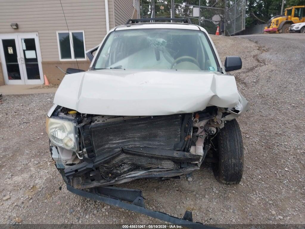 1FMCU93198KD32119 2008 FORD ESCAPE photo no. 11