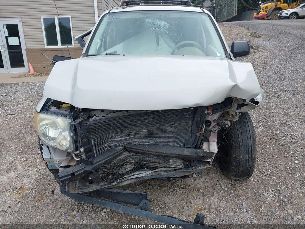 1FMCU93198KD32119 2008 FORD ESCAPE photo no. 6