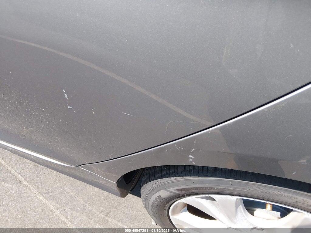 5NPEC4AC7BH059114 2011 HYUNDAI SONATA photo no. 12