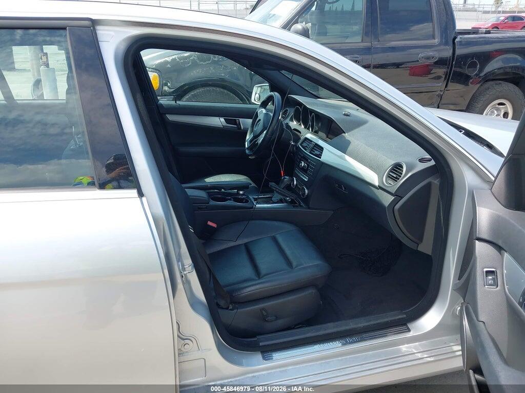 WDDGF4HB1CA674849 2012 MERCEDES-BENZ C 250 photo no. 5