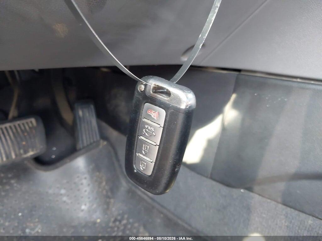 5NPEC4AC3DH528430 2013 HYUNDAI SONATA photo no. 11