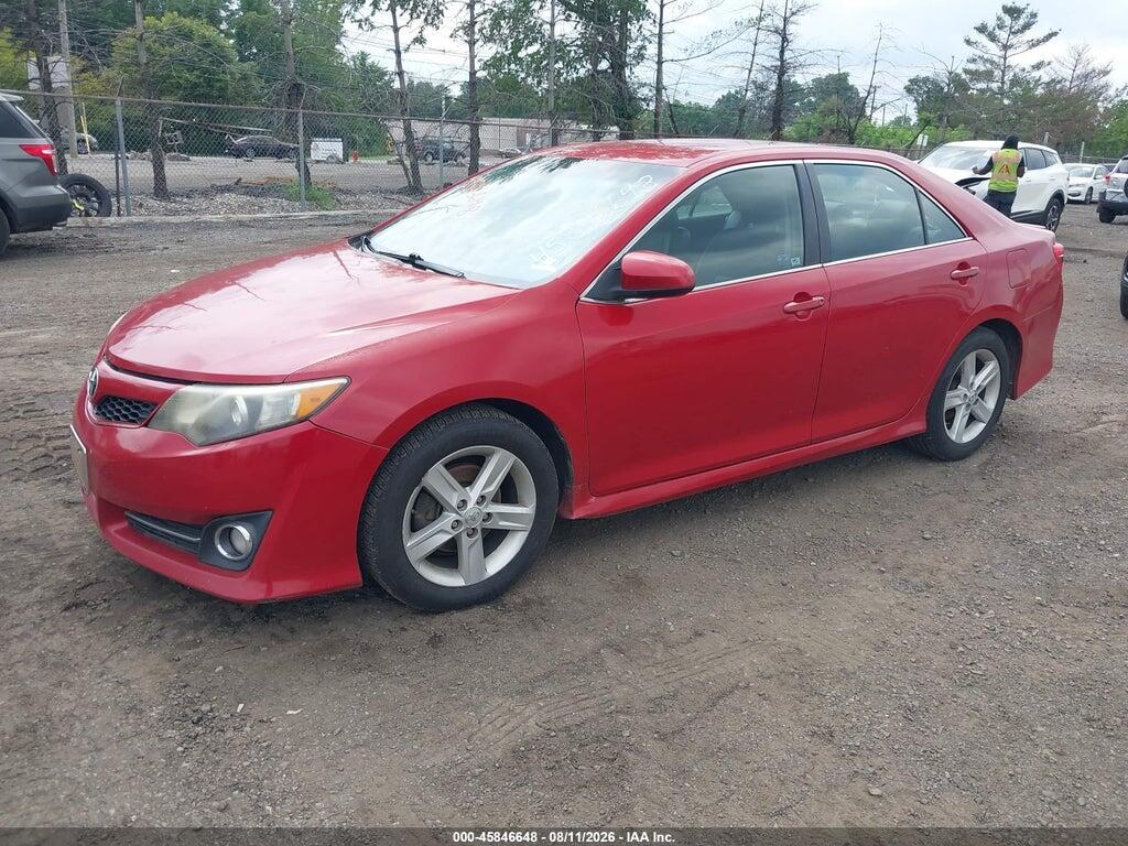 4T1BF1FK4EU791490 2014 TOYOTA CAMRY photo no. 2