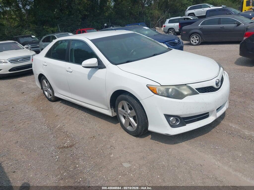 4T1BF1FK5EU458067 2014 TOYOTA CAMRY photo no. 1