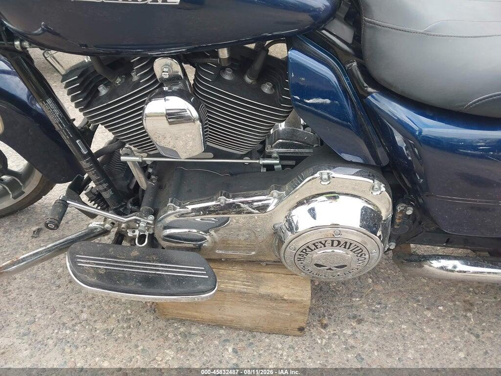 1HD1KBM14EB695168 2014 HARLEY-DAVIDSON FLHX photo no. 9
