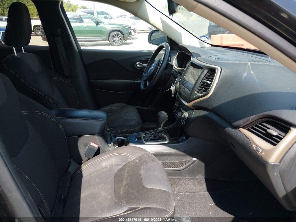 1C4PJLCB3FW790863 2015 JEEP CHEROKEE photo no. 5