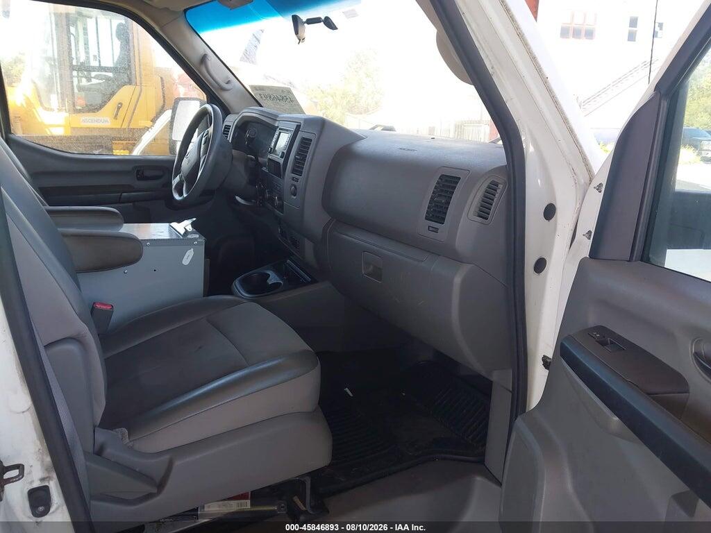 1N6BF0KM8GN804077 2016 NISSAN NV CARGO NV1500 photo no. 5