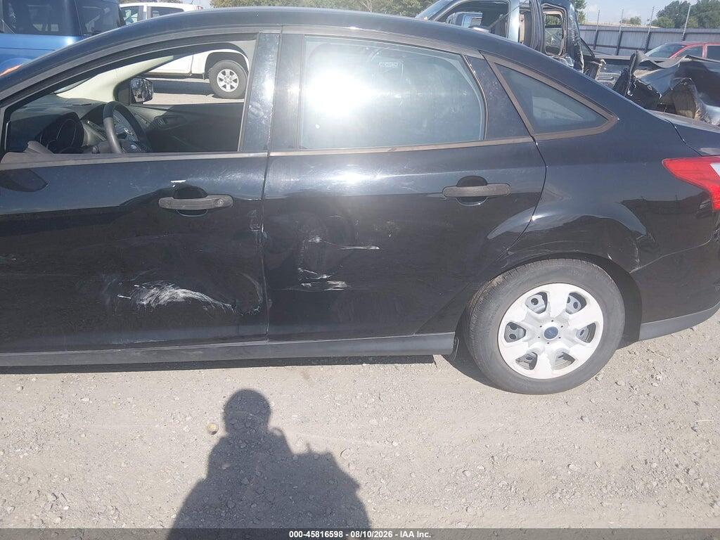 1FADP3E24GL256942 2016 FORD FOCUS photo no. 6