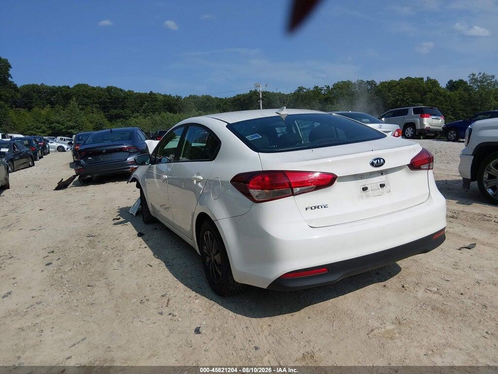 3KPFK4A70HE100836 2017 KIA FORTE photo no. 3