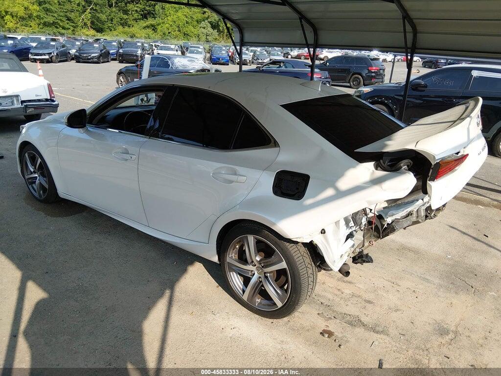 JTHC81D23J5028689 2018 LEXUS IS 300 photo no. 3