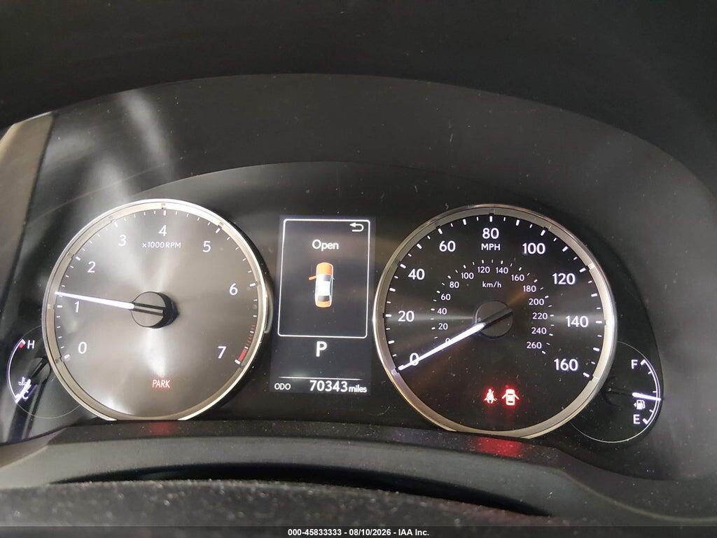 JTHC81D23J5028689 2018 LEXUS IS 300 photo no. 7