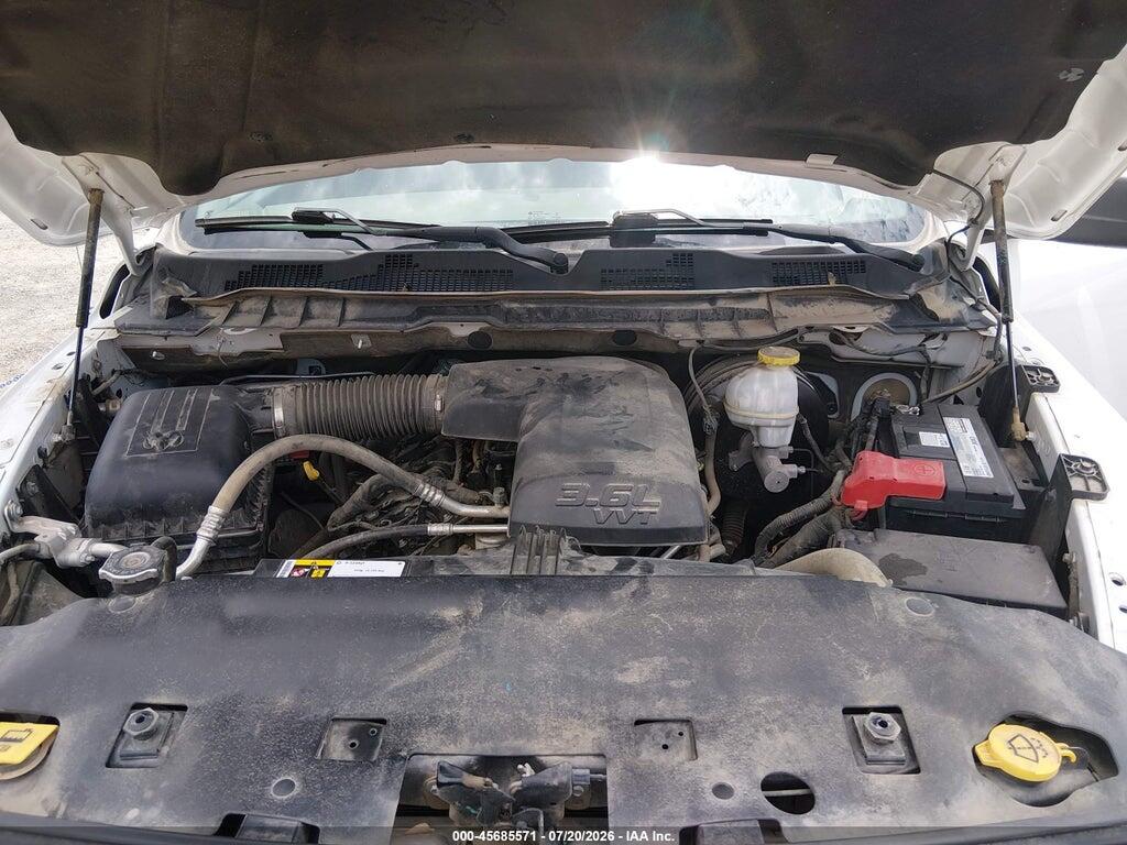 1C6RR7FG9KS648090 2019 RAM 1500 CLASSIC photo no. 10