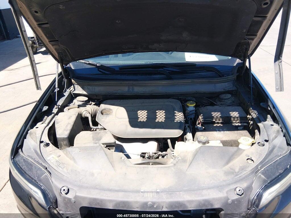 1C4PJMCB7KD458372 2019 JEEP CHEROKEE photo no. 10