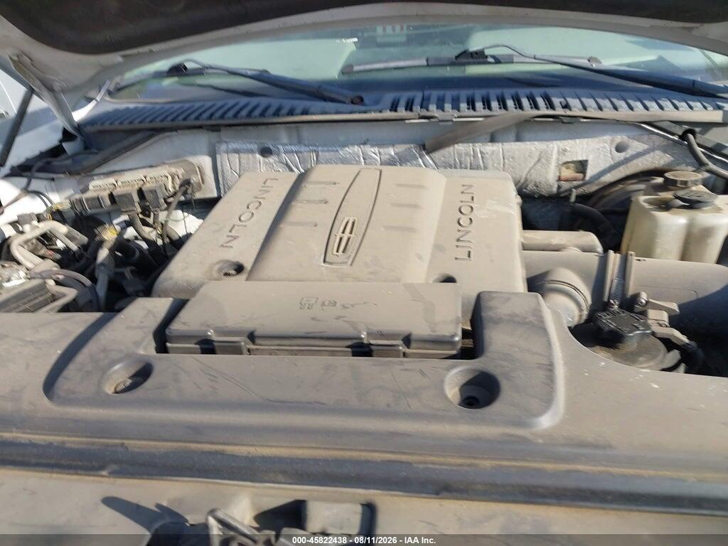 5LMJJ2H53BEJ02100 2011 LINCOLN NAVIGATOR photo no. 10