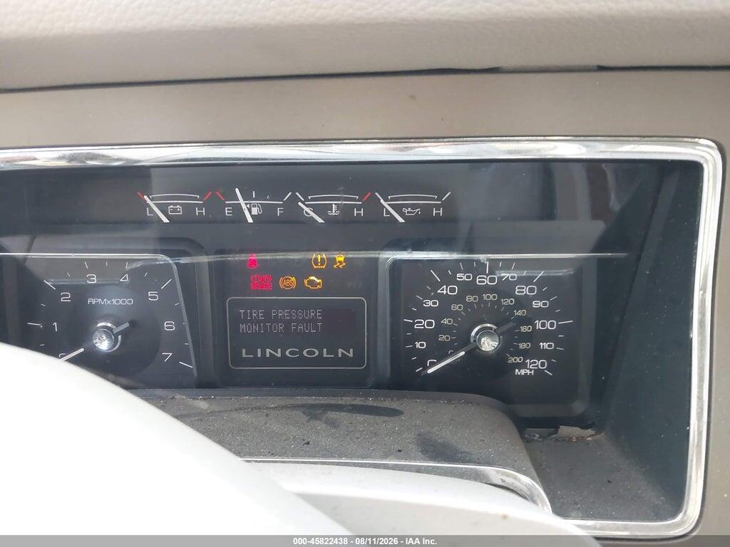 5LMJJ2H53BEJ02100 2011 LINCOLN NAVIGATOR photo no. 7