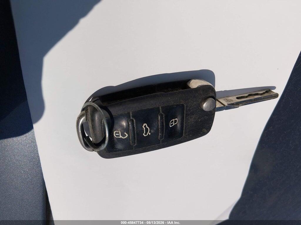 3VW567AJ5CM420615 2012 VOLKSWAGEN JETTA photo no. 11