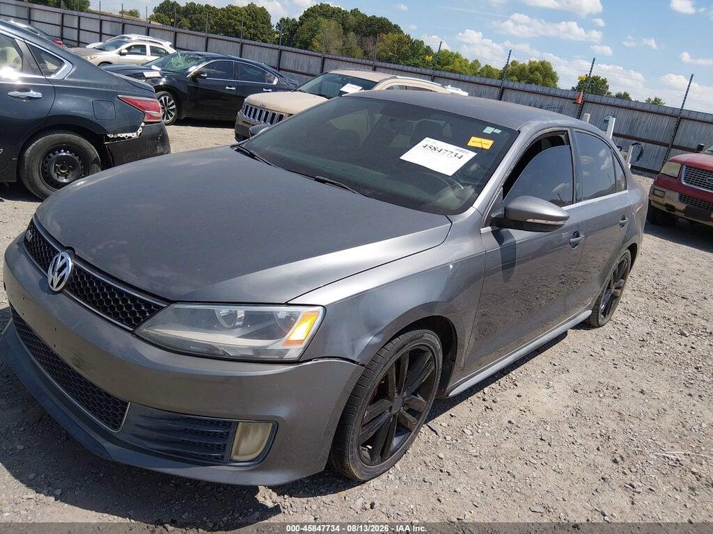 3VW567AJ5CM420615 2012 VOLKSWAGEN JETTA photo no. 2