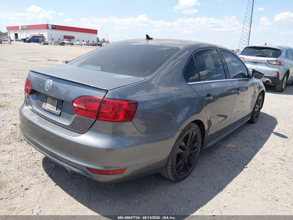 3VW567AJ5CM420615 2012 VOLKSWAGEN JETTA photo no. 4