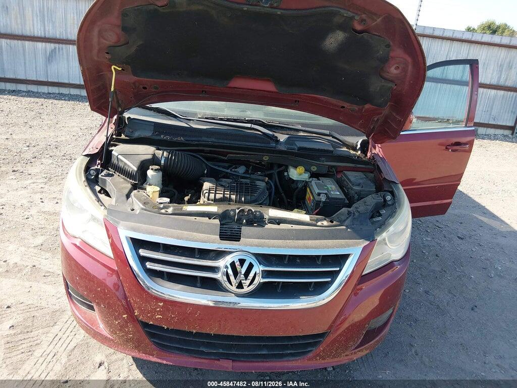 2C4RVABG6CR136121 2012 VOLKSWAGEN ROUTAN photo no. 10