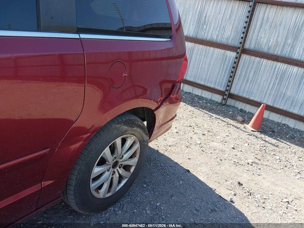 2C4RVABG6CR136121 2012 VOLKSWAGEN ROUTAN photo no. 6
