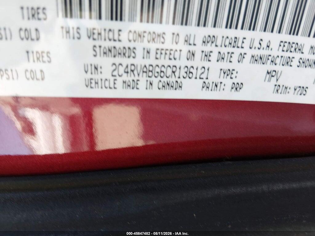 2C4RVABG6CR136121 2012 VOLKSWAGEN ROUTAN photo no. 9