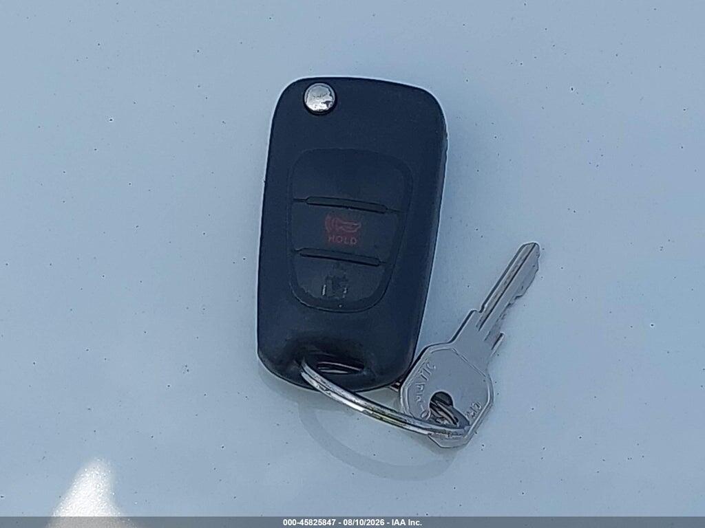 KNDJT2A54D7487251 2013 KIA SOUL photo no. 11