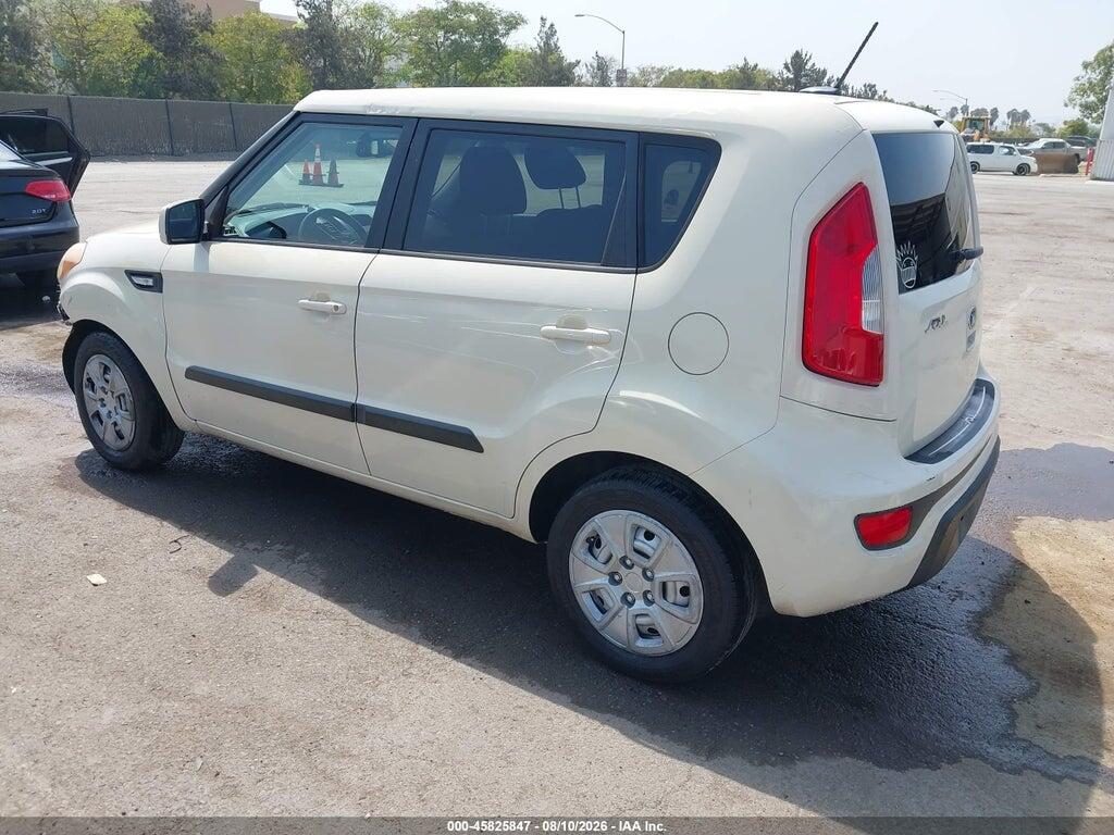 KNDJT2A54D7487251 2013 KIA SOUL photo no. 3