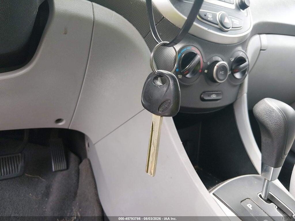 KMHCT4AE8GU009887 2016 HYUNDAI ACCENT photo no. 11
