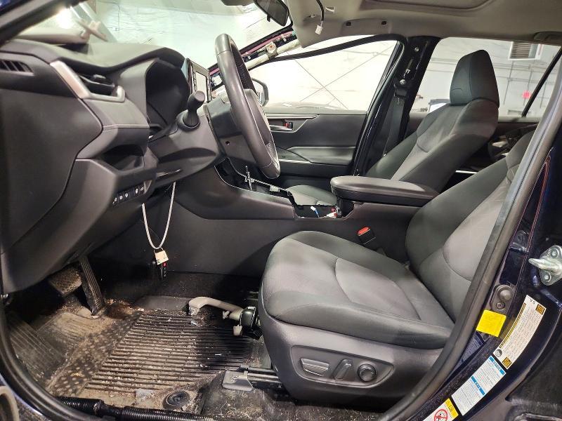 2019 TOYOTA RAV4 XLE — Фото 7 из 13