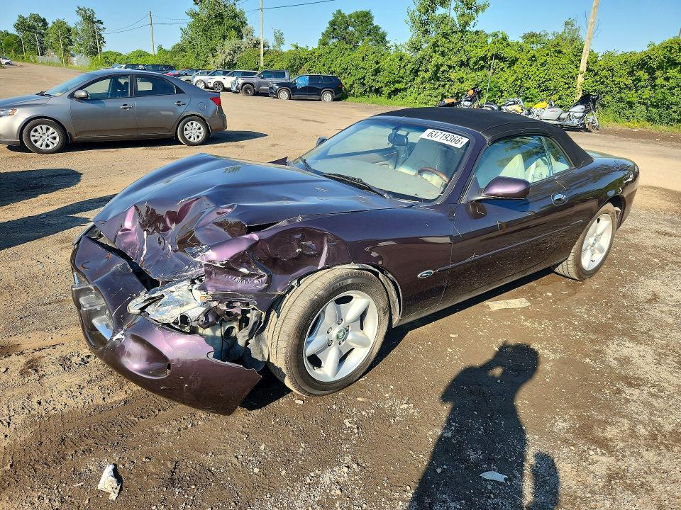 1999 JAGUAR XK8 SAJGX2043XC033125