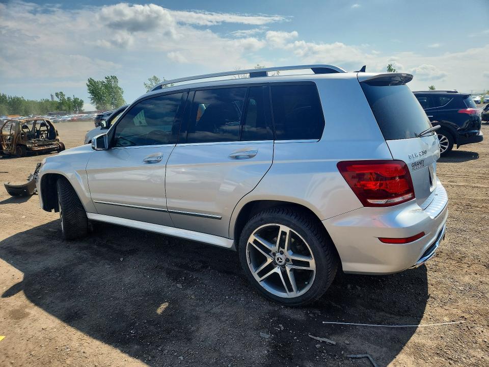 WDCGG0EB5FG358449 2015 MERCEDES-BENZ GLK photo no. 2