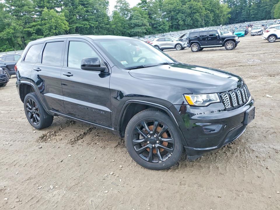 2021 JEEP GRAND CHEROKEE LAREDO — Фото 4 из 13