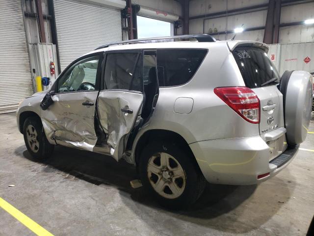 2010 TOYOTA RAV4 — Фото 2 из 13