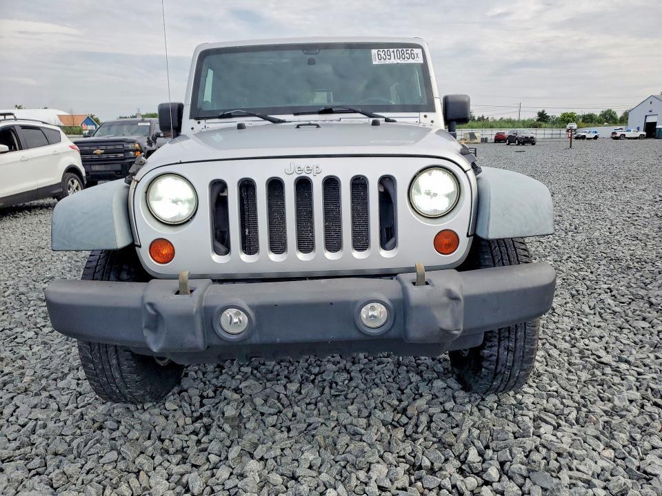 2011 JEEP WRANGLER UNLIMITED SPORT — Фото 5 из 13