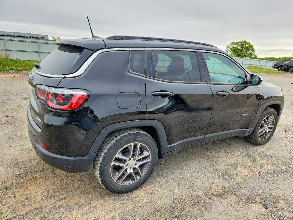 2020 JEEP COMPASS LATITUDE — Фото 3 из 13