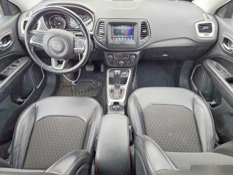2020 JEEP COMPASS LATITUDE — Фото 8 из 13