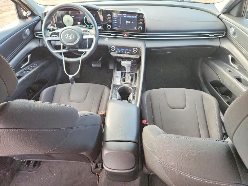 2022 HYUNDAI ELANTRA SEL — Фото 8 из 13
