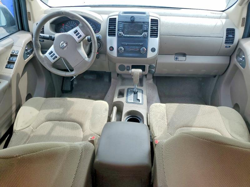 2015 NISSAN FRONTIER SV — Фото 8 из 12