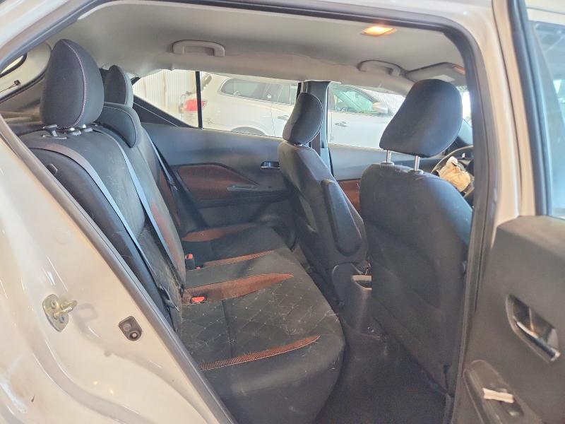 2018 NISSAN KICKS SR — Фото 11 из 13