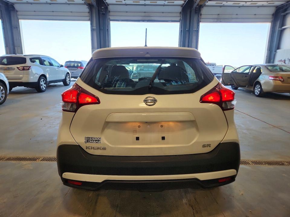 2018 NISSAN KICKS SR — Фото 6 из 13