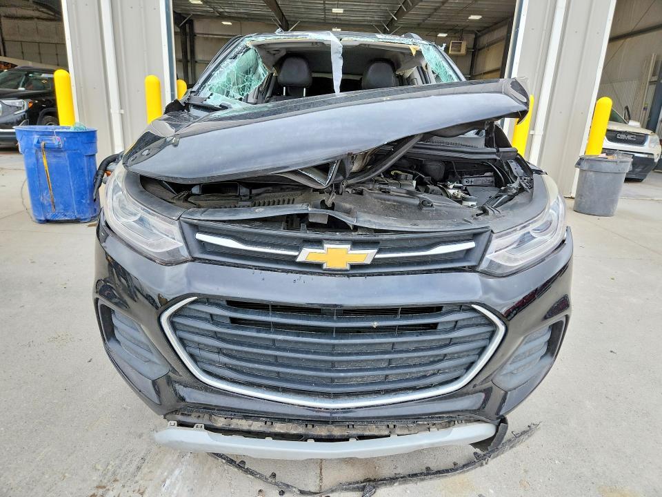 2020 CHEVROLET TRAX 1LT — Фото 5 из 12