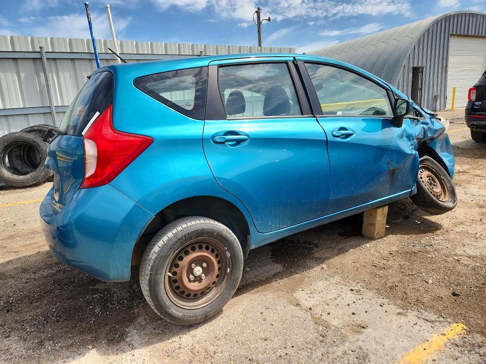 2015 NISSAN VERSA NOTE SV — Фото 3 из 12