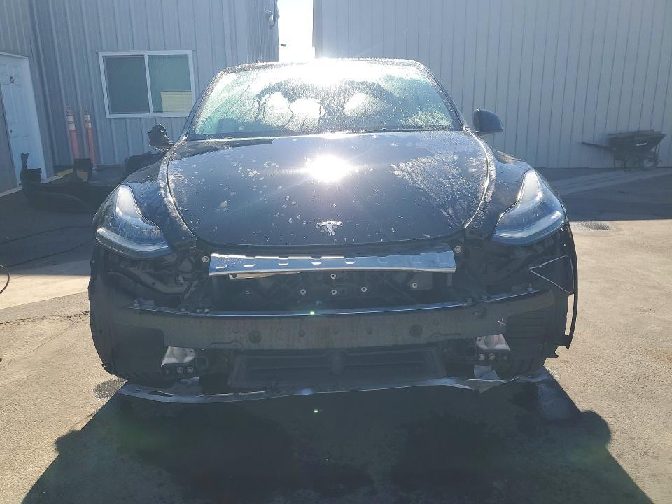 7SAYGDEE2NF480564 2022 TESLA MODEL Y photo no. 5