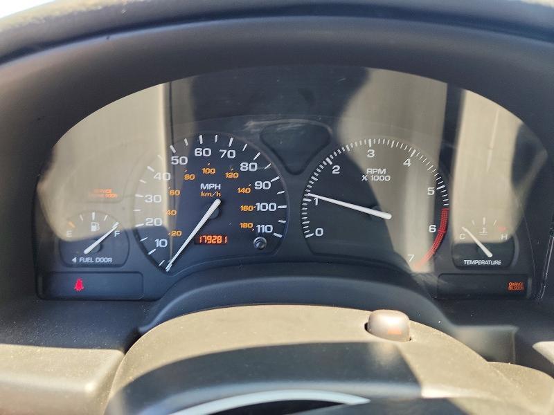 1G8ZP14802Z142608 2002 SATURN SC1 photo no. 9