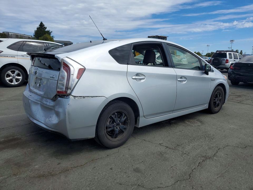 JTDKN3DU2E0380653 2014 TOYOTA PRIUS photo no. 3