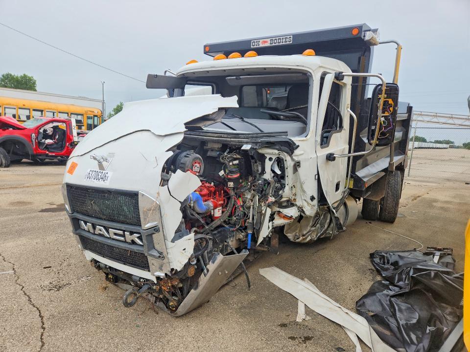 2025 MACK MD 1M2MDBAA9SS076618