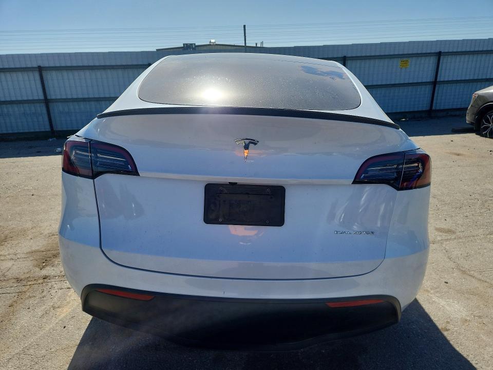 7SAYGDEE5RF077846 2024 TESLA MODEL Y photo no. 6