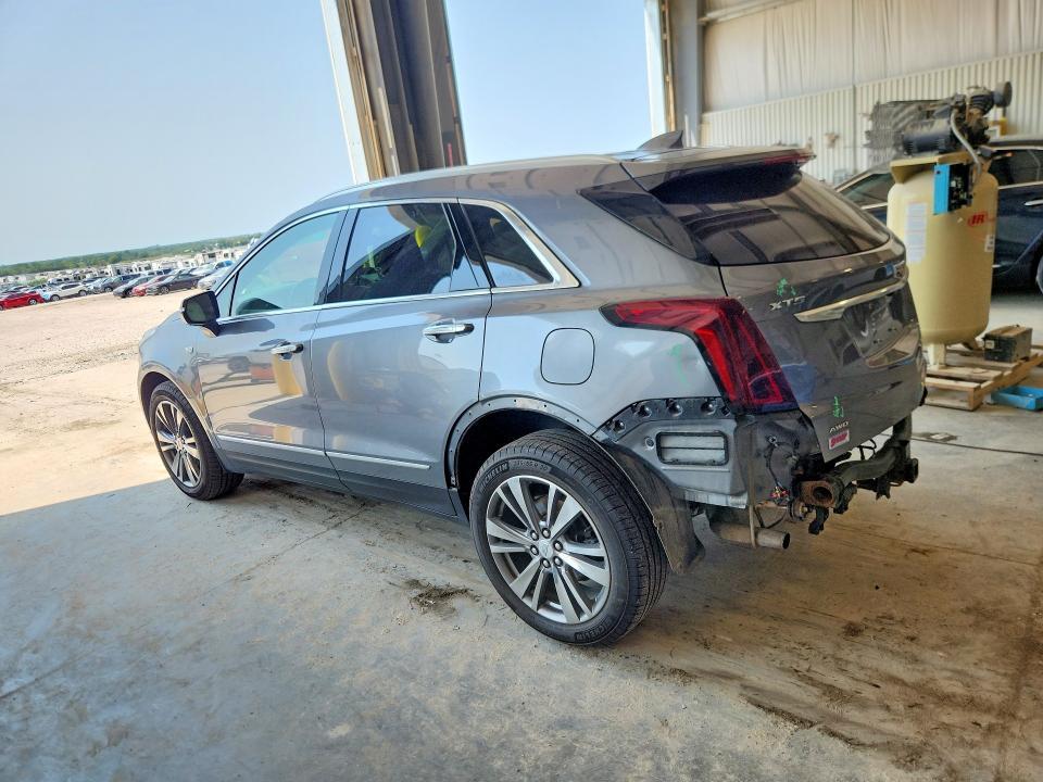 2021 CADILLAC XT5 PLATINUM PREMIUM LUXURY — Фото 2 из 14